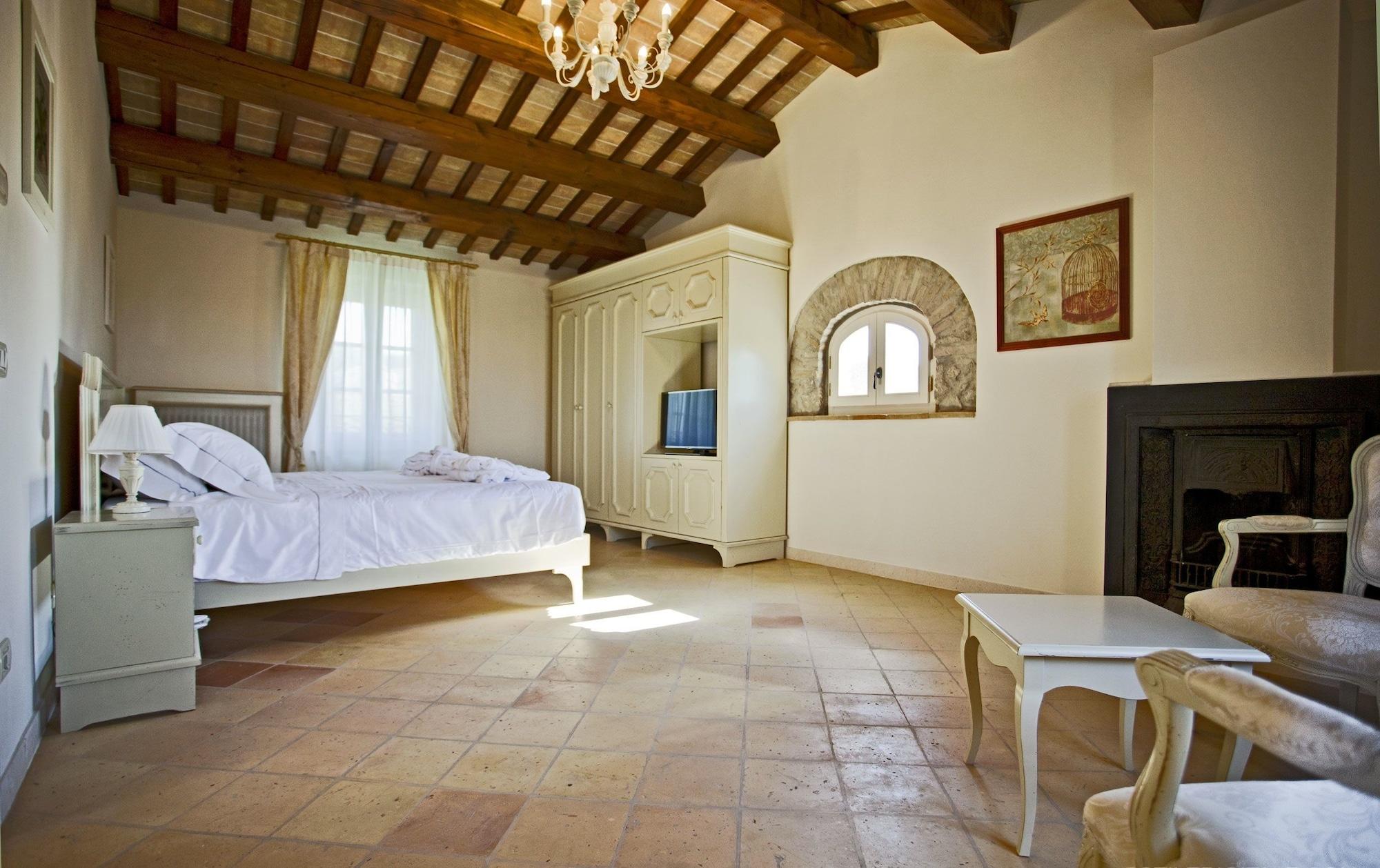 Borgo Conde Wine Resort Forli Exterior photo